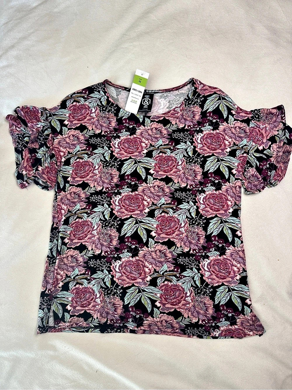Agnes & Dora Frill Sleeve Top Floral Black & Pink XS